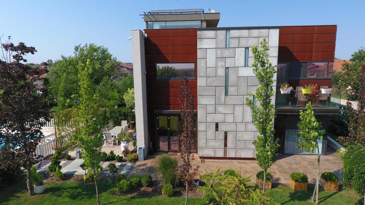 Giarmata Kubiq Residence المظهر الخارجي الصورة